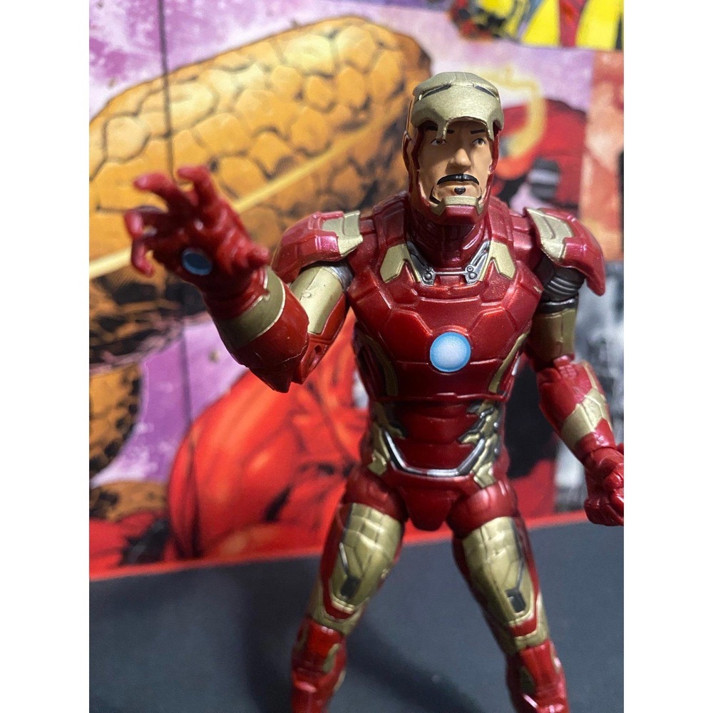 Marvel Legends - Iron Man - Mark 43 (Thanos)